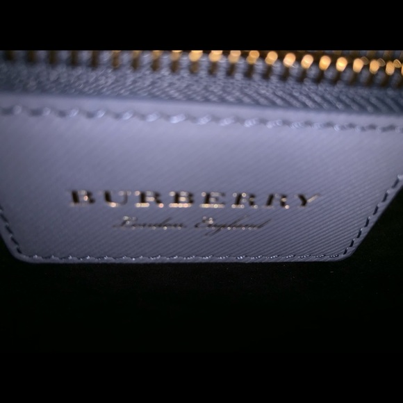 RARE Burberry DK88 Handbag (Light Blue/Navy) - Picture 4 of 8